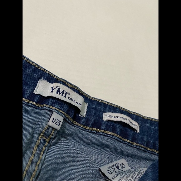 YMI Cropped Dream Jeans - Picture 5 of 5